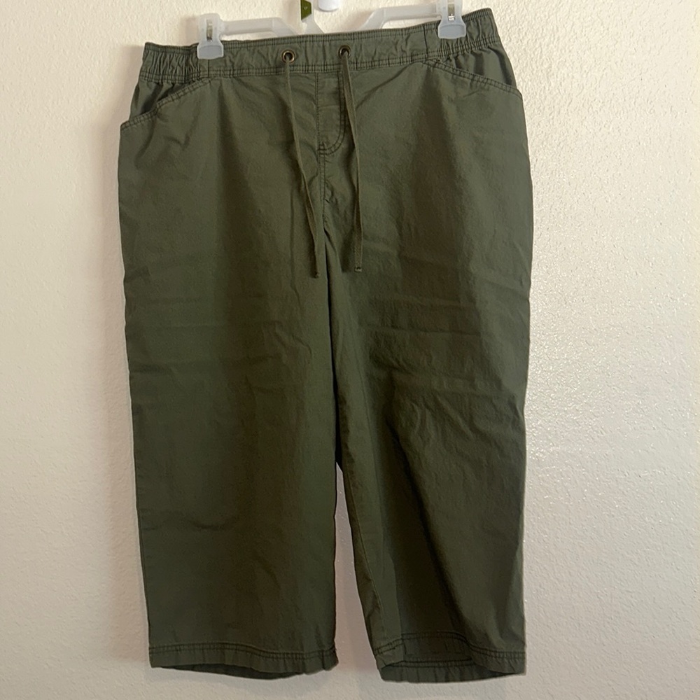 Lane Bryant Green Khaki Capris